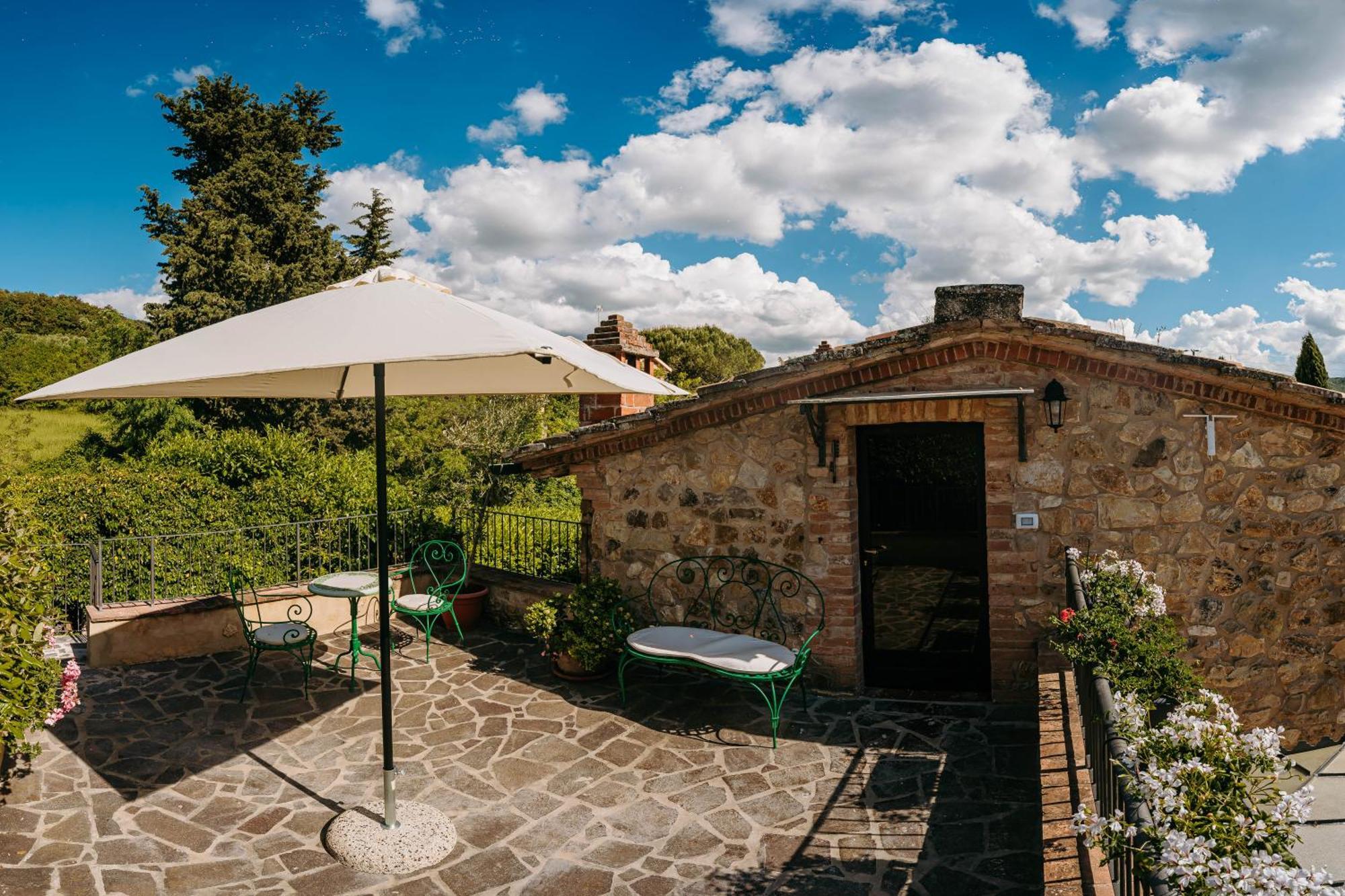 Penzion Borgo Il Poggiaccio Residenza D'Epoca Sovicille Exteriér fotografie