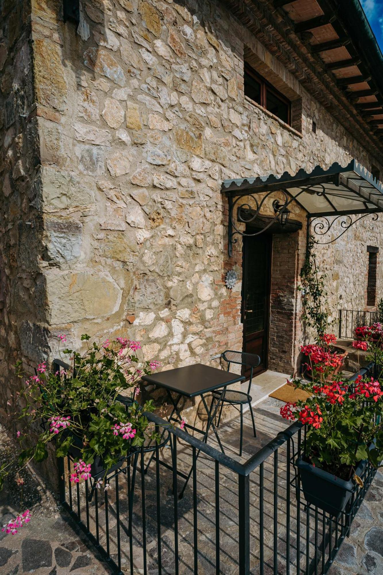 Penzion Borgo Il Poggiaccio Residenza D'Epoca Sovicille Exteriér fotografie